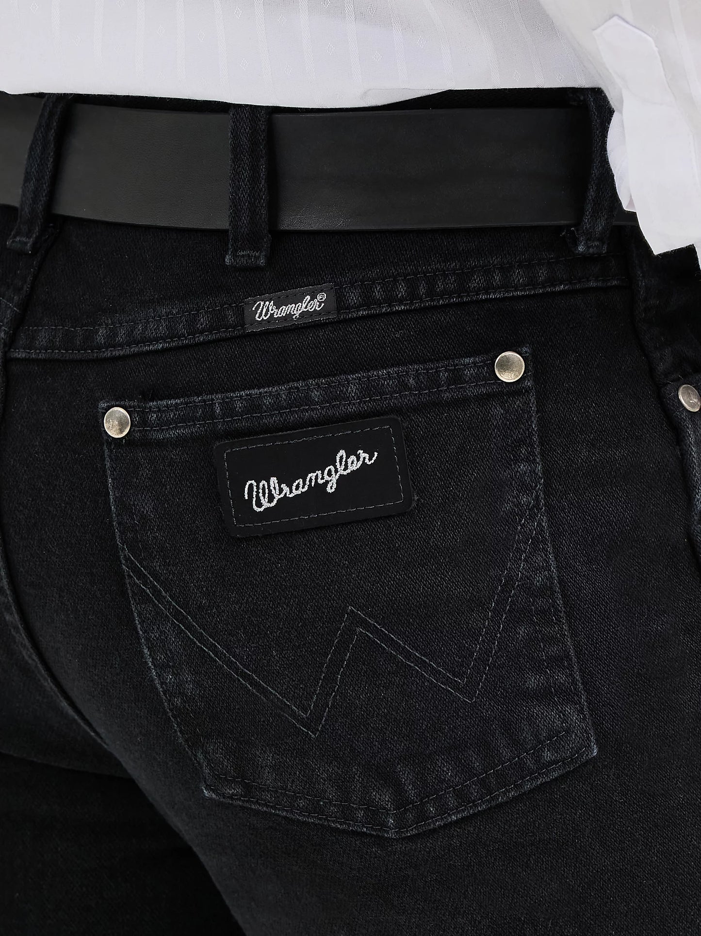 Wrangler Men Cowboy Cut® Silver Edition Slim Fit Jean Black