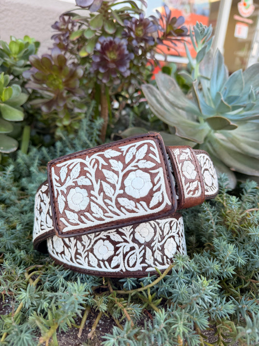 Cinto Pita Fino Chocolate Flor